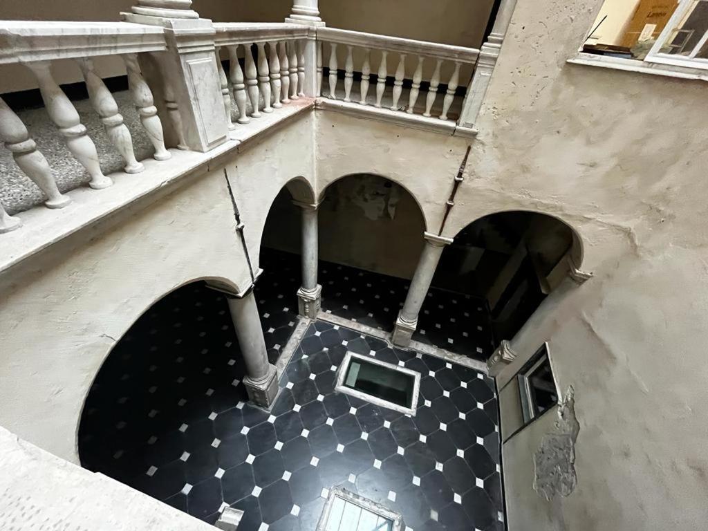 Happy Family Apartments Giustiniani Genova Esterno foto